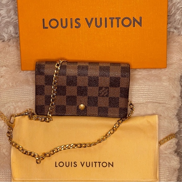 LOUIS VUITTON Tresor Wallet in Damier Ebene - Picture 7 of 16